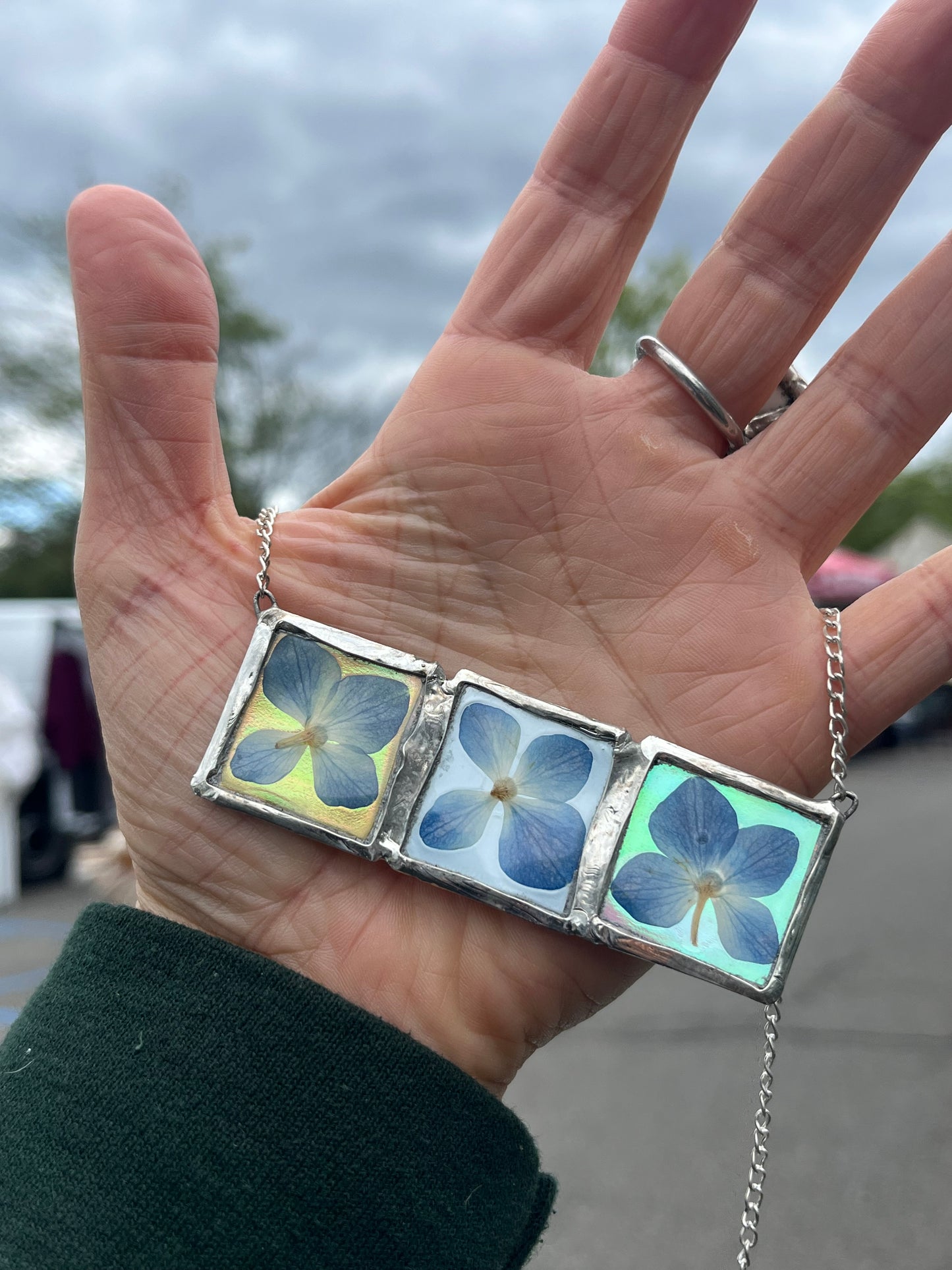 Blue Hydrangea Trilogy Necklace – Colorful Pressed Flower Jewelry
