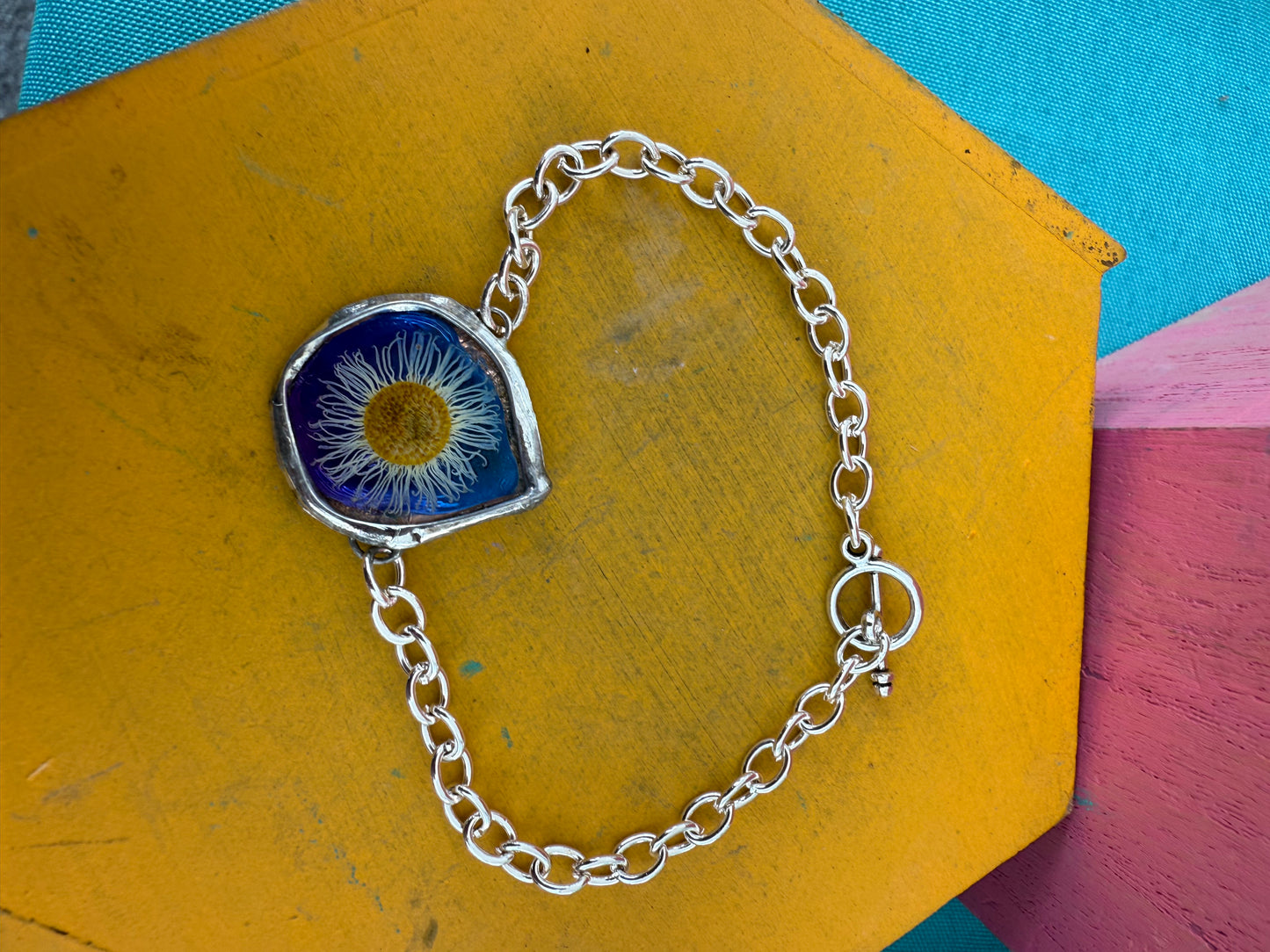 “Starlit Fleabane” Bracelet – Real Daisy Fleabane in Violet-Blue Resin