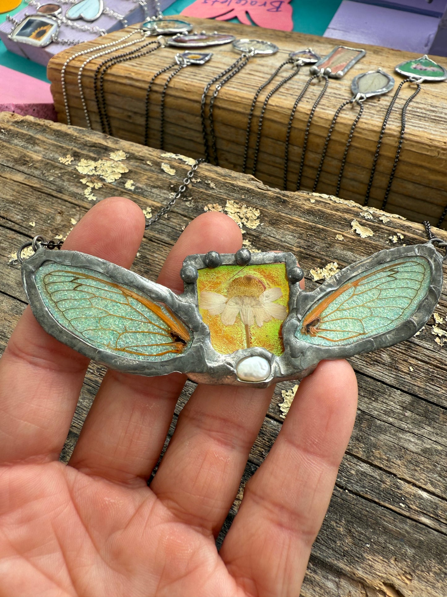 Chamomile Cicada Necklace – Real Cicada Wings, Chamomile Flower & Freshwater Pearl